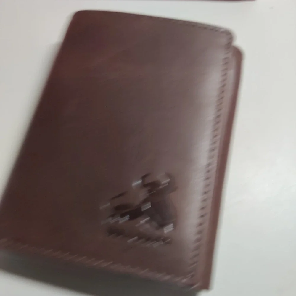 Men's Bull Guard trifold Men's Brown Leather Wallet - New In The Box